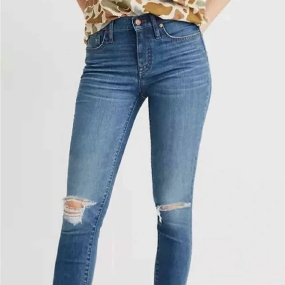 Madewell 9” High Rise Skinny Crop - Picture 2 of 12
